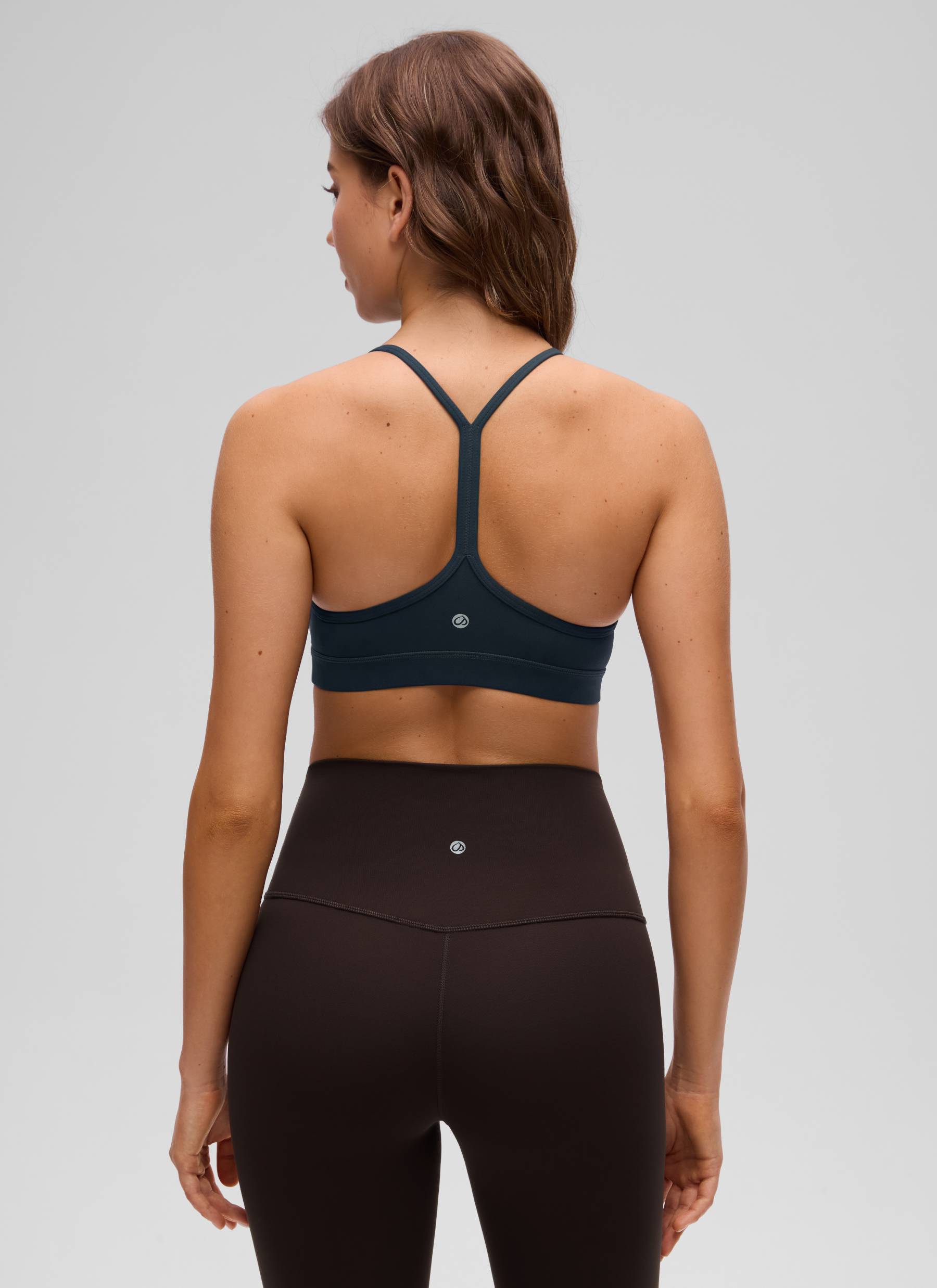 CRZ YOGA महिलाओं के लिए योगा लाइट सपोर्ट Butterluxe स्पोर्ट्स ब्रा, वाई बैक, ट्रू नेवी