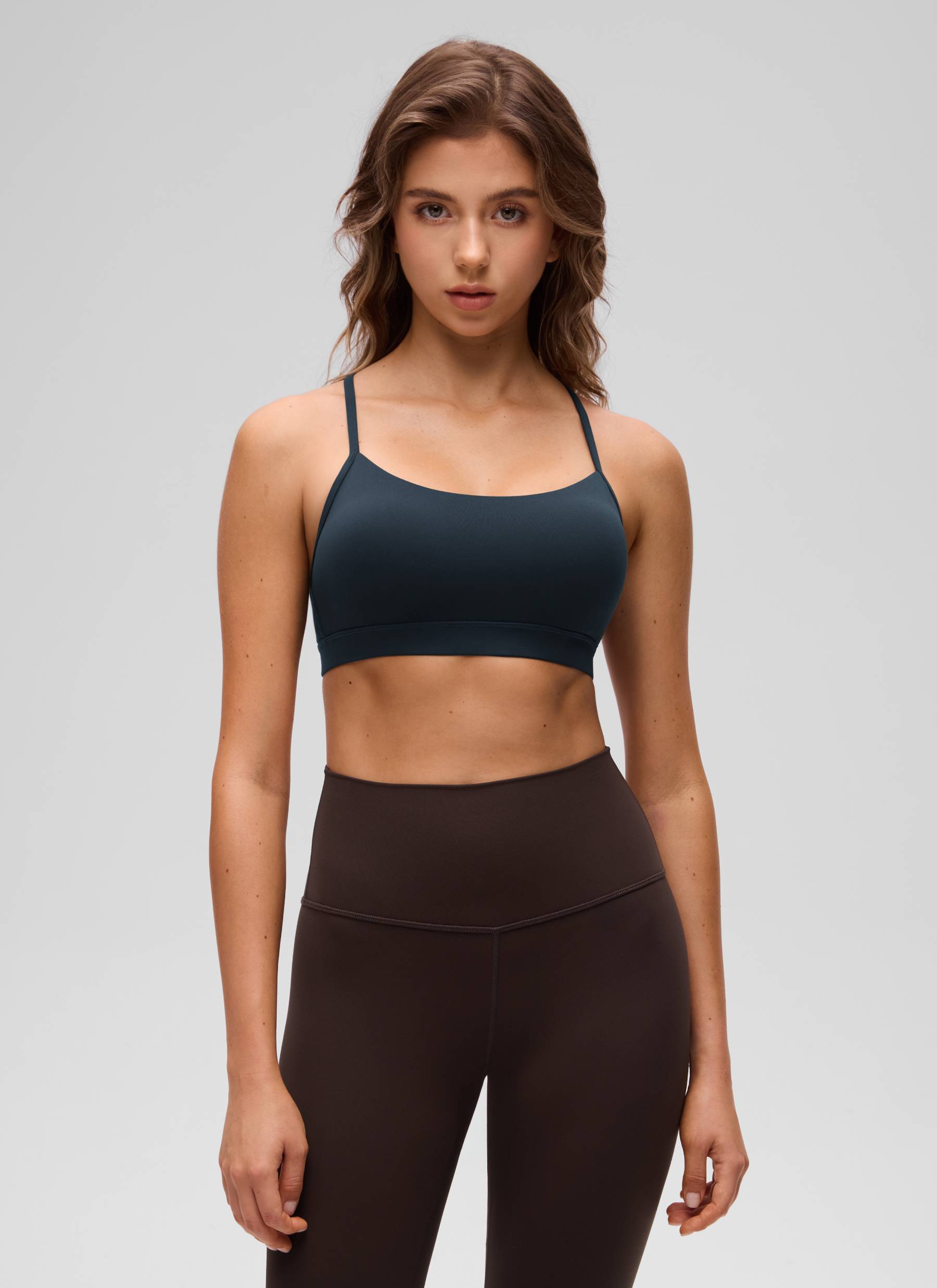 CRZ YOGA महिलाओं के लिए योगा लाइट सपोर्ट Butterluxe स्पोर्ट्स ब्रा, वाई बैक, ट्रू नेवी