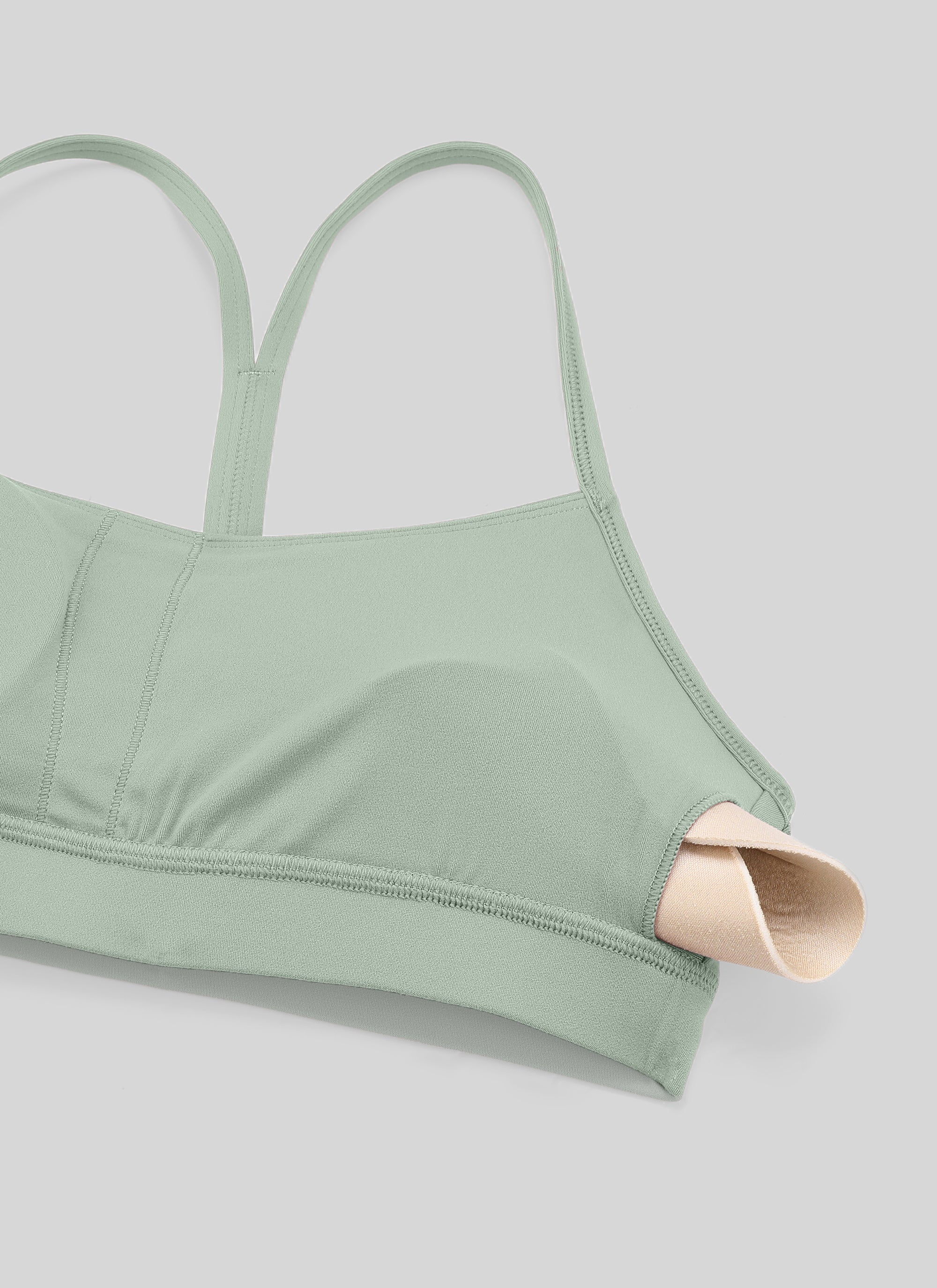 CRZ YOGA महिलाओं के लिए योगा लाइट सपोर्ट Butterluxe स्पोर्ट्स ब्रा वाई बैक ग्रीन पाम कोर्ट
