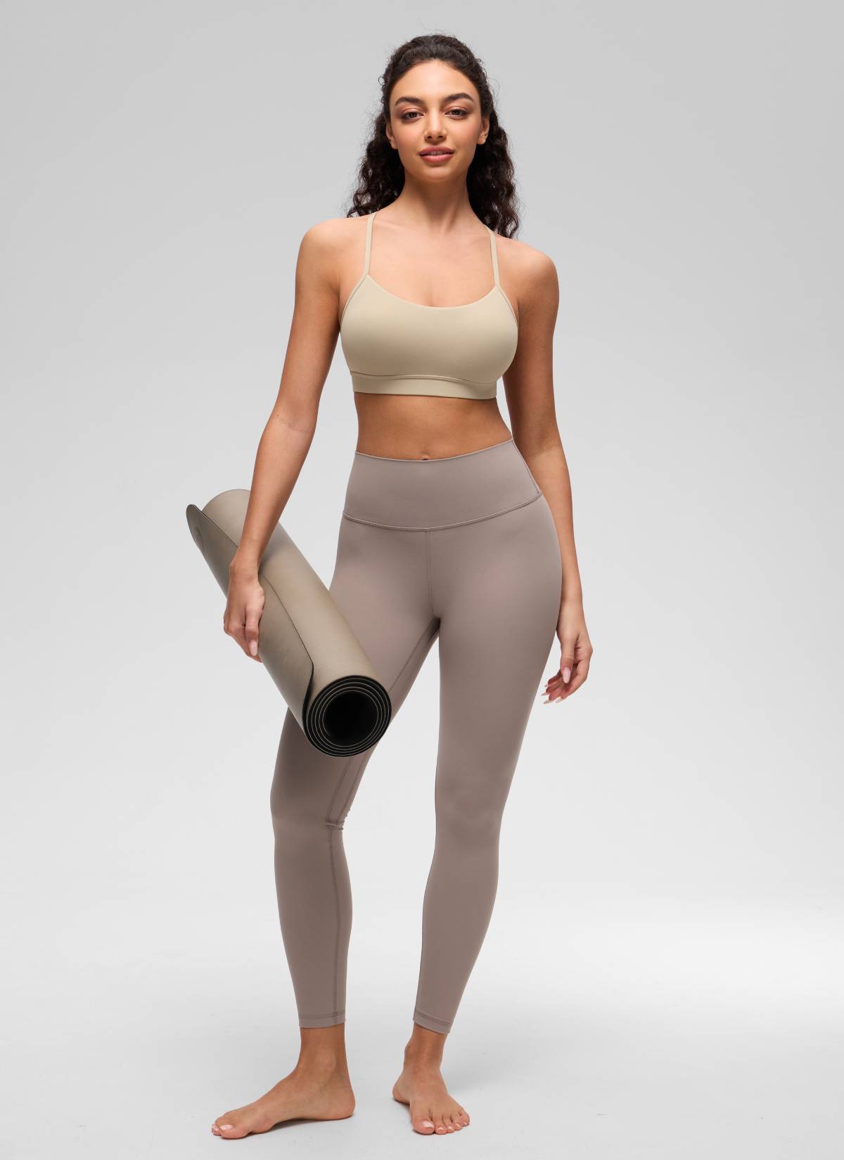 CRZ YOGA महिलाओं की योग लाइट सपोर्ट Butterluxe स्पोर्ट्स ब्रा वाई बैक ओक