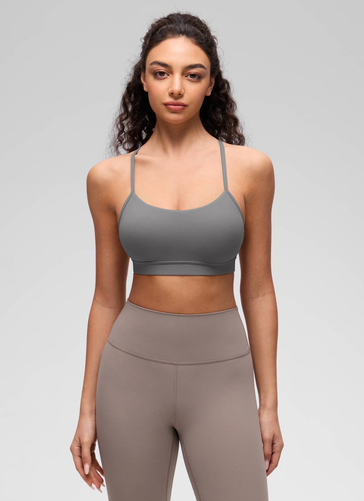 CRZ YOGA महिलाओं के लिए योगा लाइट सपोर्ट Butterluxe स्पोर्ट्स ब्रा, वाई बैक, ऐश ग्रे