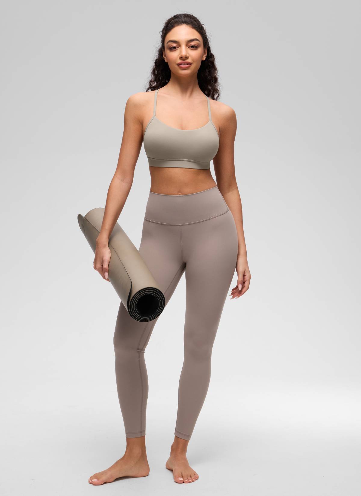 CRZ YOGA महिलाओं के लिए योगा लाइट सपोर्ट Butterluxe स्पोर्ट्स ब्रा, वाई-बैक, वार्म ऐश ग्रे