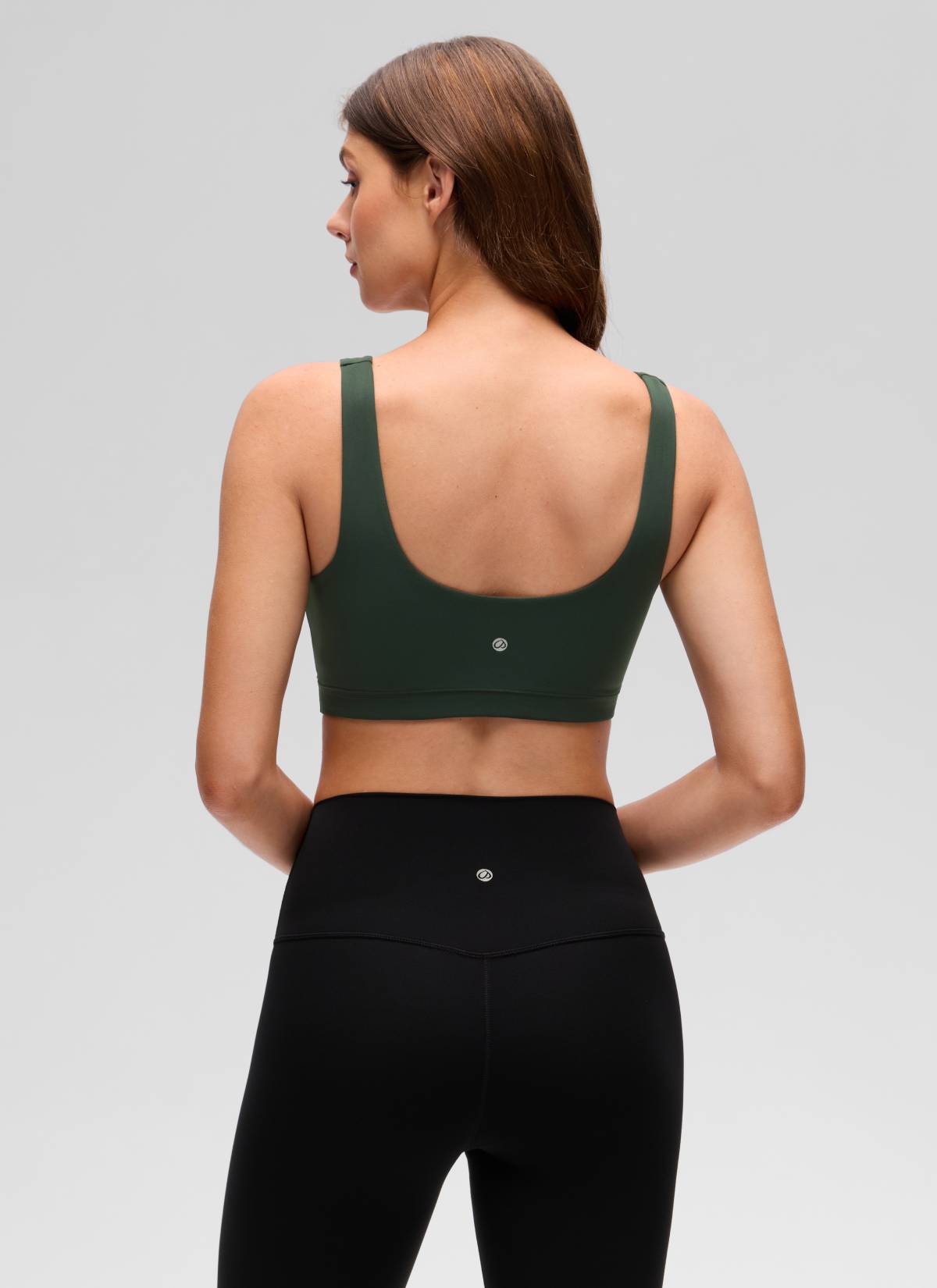 सीआरजेड योगा महिला Butterluxe योगा यू बैक स्पोर्ट्स ब्रा लाइट सपोर्ट लेजेंड ग्रीन