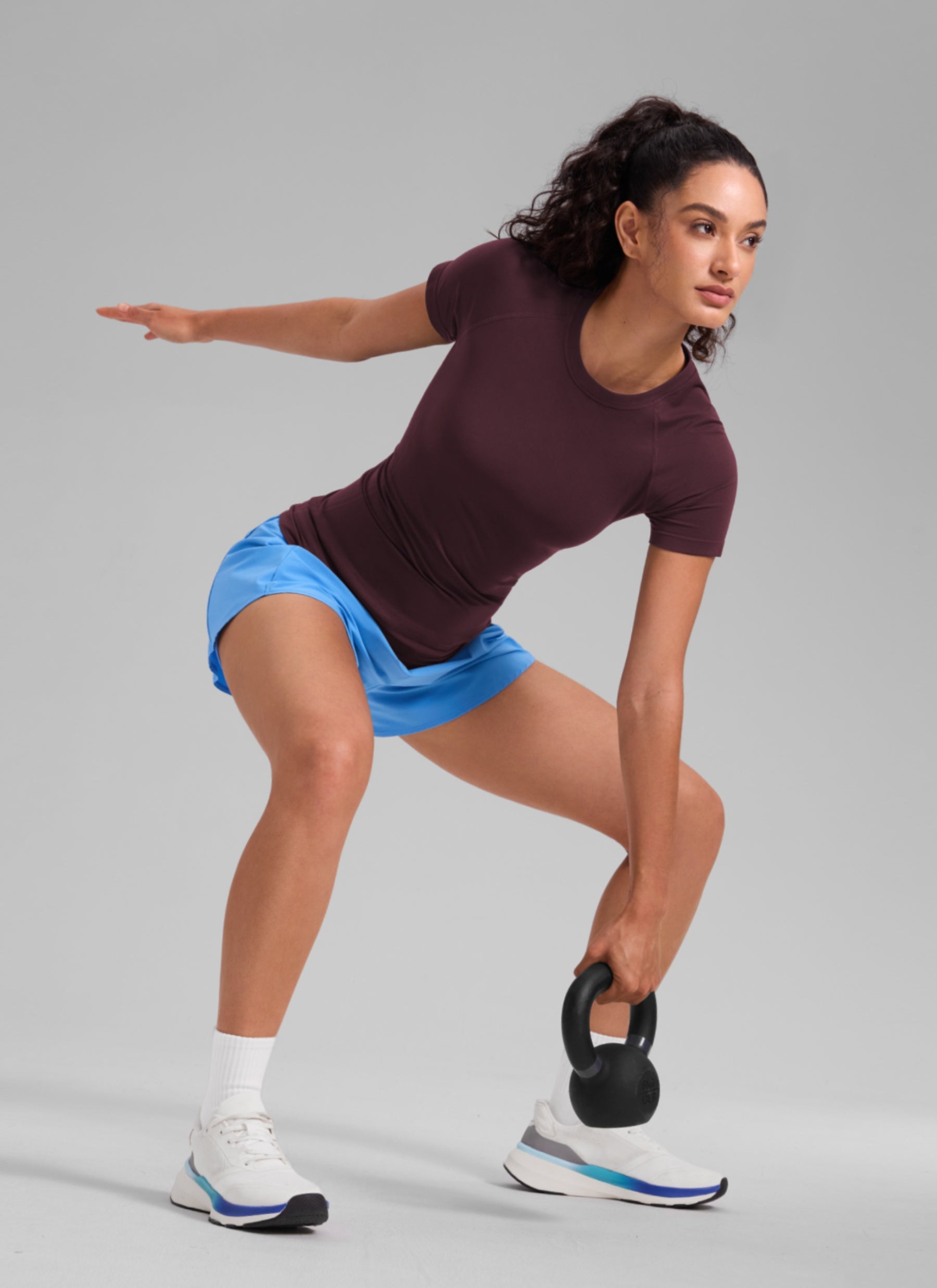 CRZ YOGA महिलाओं के लिए क्लासिक फिट रनिंग शर्ट Seamless छोटी आस्तीन वाली पकी हुई बेर