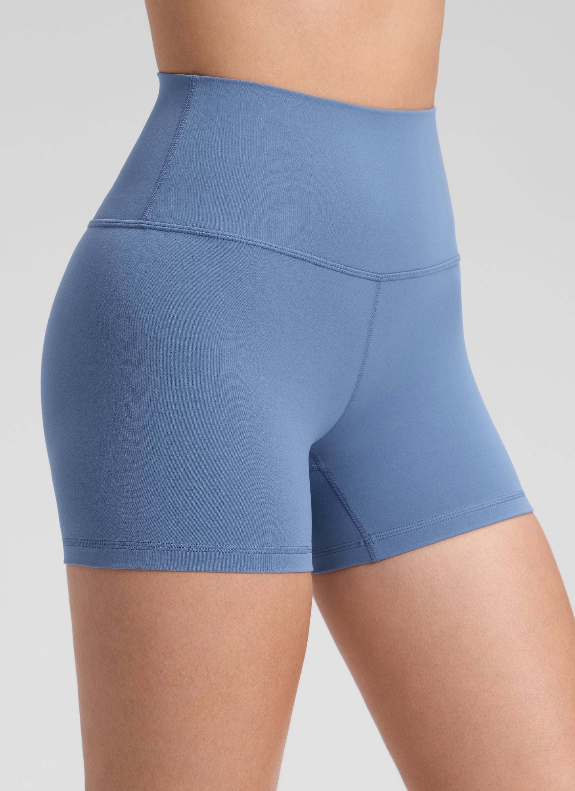 CRZ YOGA महिलाओं के लिए योगा हाई राइज़ बाइकर शॉर्ट्स Butterluxe शॉर्ट्स 4 इंच ओएसिस ब्लू