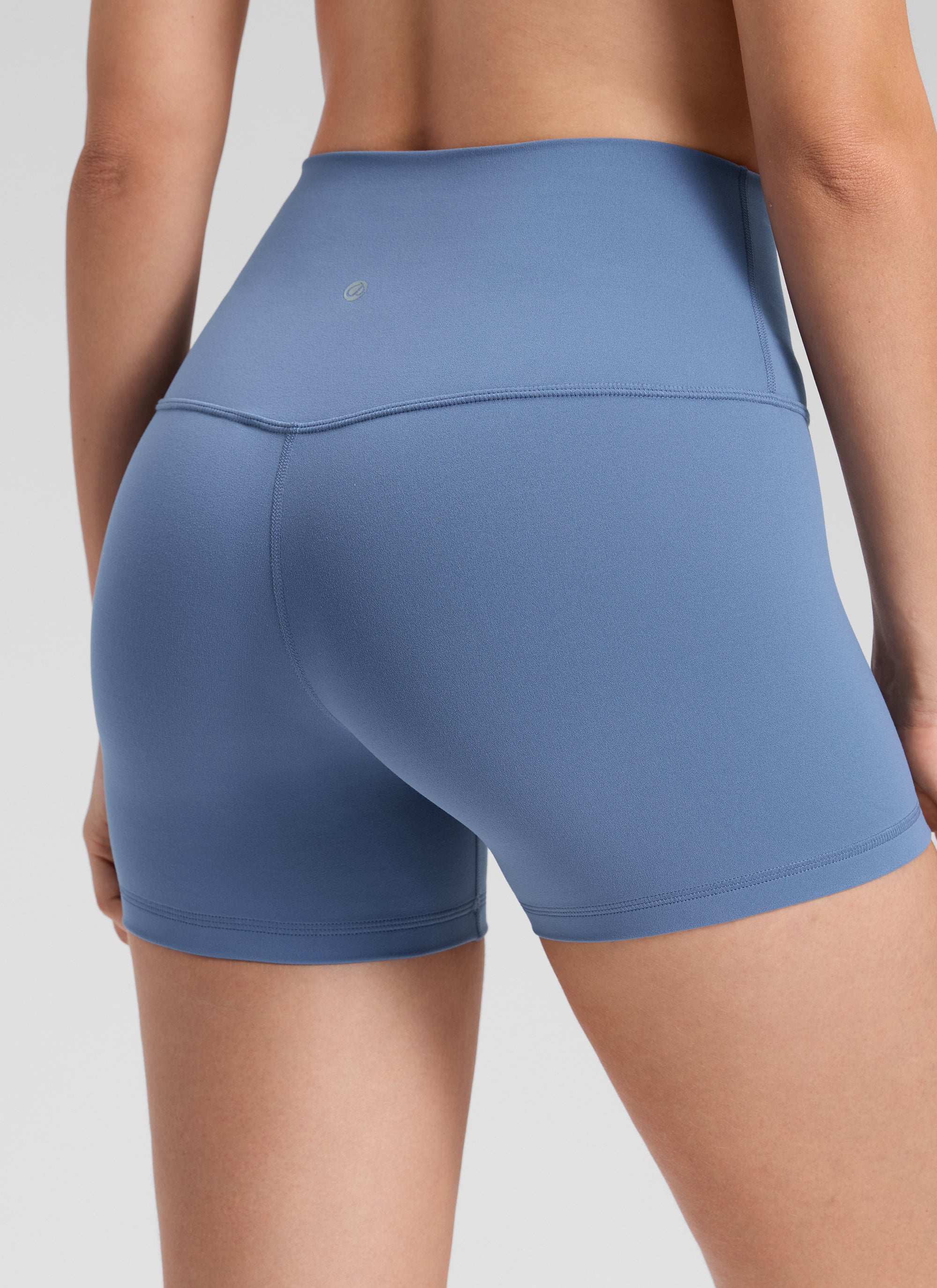 CRZ YOGA महिलाओं के लिए योगा हाई राइज़ बाइकर शॉर्ट्स Butterluxe शॉर्ट्स 4 इंच ओएसिस ब्लू